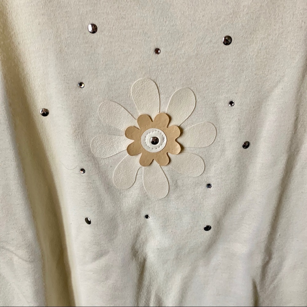 SOLD ON DEPOP - Picture 2 of 3